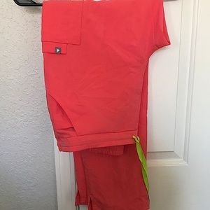 FIGS medium petite scrub bottoms.